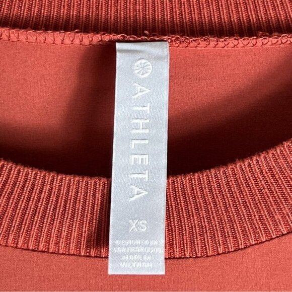 Athleta Zephyr Crop Tee Etruscan Red SIZE XS Relaxed Fit Oversized Stretch comfy - Picture 8 of 11
